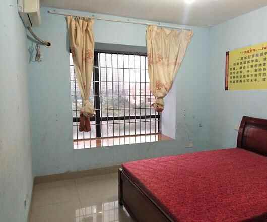 夏商大学康城二期4室2厅 6楼 朝南北 整套出租 中等装修 付三押一 夏商大学康城二期4室2厅 6楼 朝南北 整套出租 中等装修 付三押一