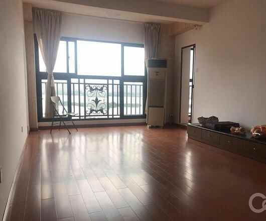 水晶湖郡二期(公寓)3室2厅 13楼 朝南北 整套出租 精装修 付三押一 水晶湖郡二期(公寓)3室2厅 13楼 朝南北 整套出租 精装修 付三押一