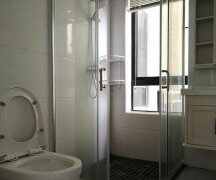 水晶湖郡五期(公寓)4室2厅 13楼 朝南北 整套出租 精装修 付三押一