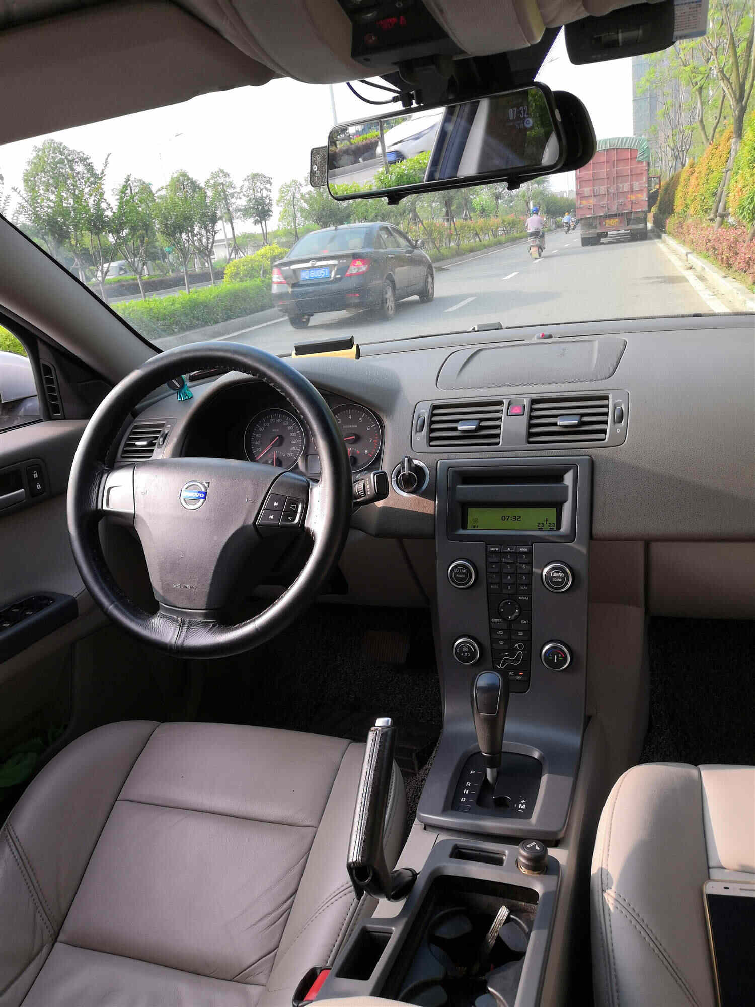 底价出售09智尚版S40轿车,车况很好 底价出售09智尚版S40轿车,车况很好