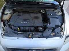 底价出售09智尚版S40轿车,车况很好